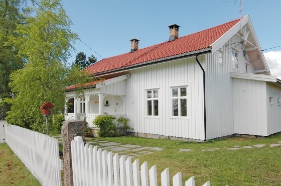 Kennel Ometyst, Nannestadvegen 208 Huset